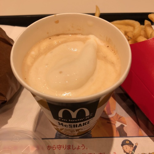 マックシェイクカフェオーレ中身