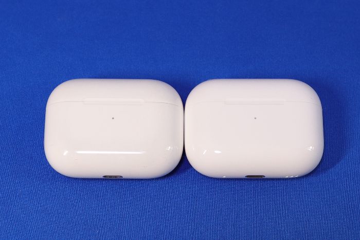 Air Pods Pro(第2世代)とAir Pods Proのケース