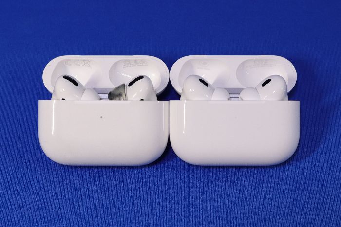 Air Pods Pro(第2世代)とAir Pods Proのケース開けたところ