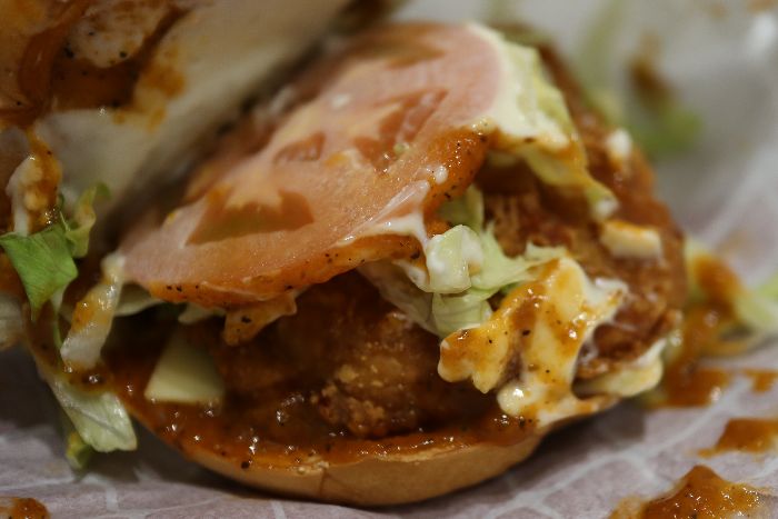 ケバブ風チキンバーガーの食レポ