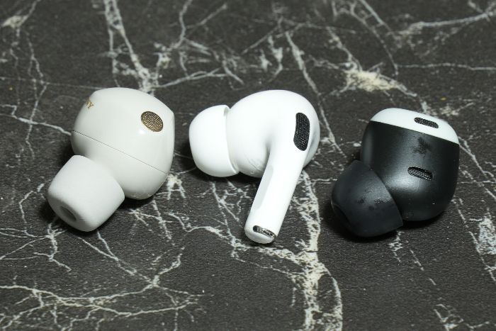 WF-1000XM5をAirPods Pro2・Pixel Buds Pro本体の大きさを比較