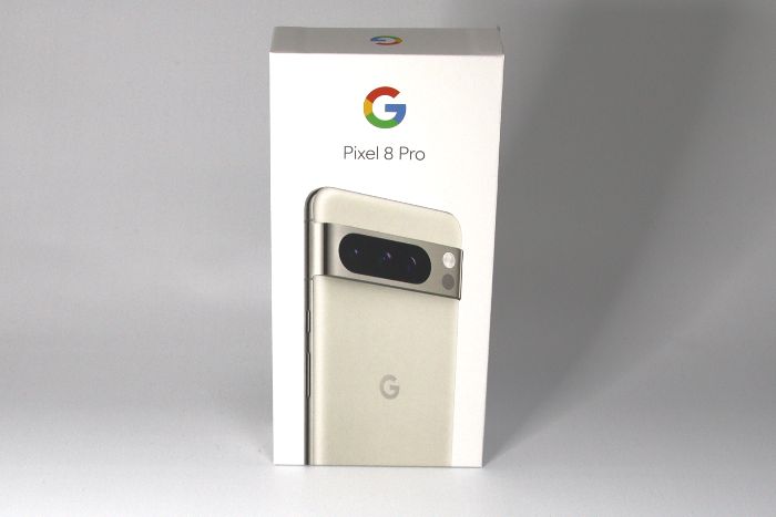 Pixel8 Proのボックス