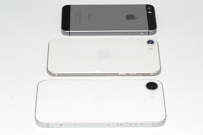 iPhone16eとiPhoneSEの音量ボタンを比較