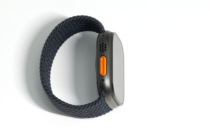 Apple Watch Ultra3のアクションボタン側