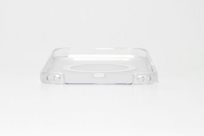 iPhone Airケースの端子部分