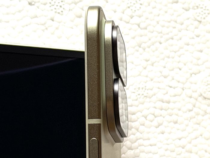 Google Pixel 11 Pro Foldカメラの出っ張り