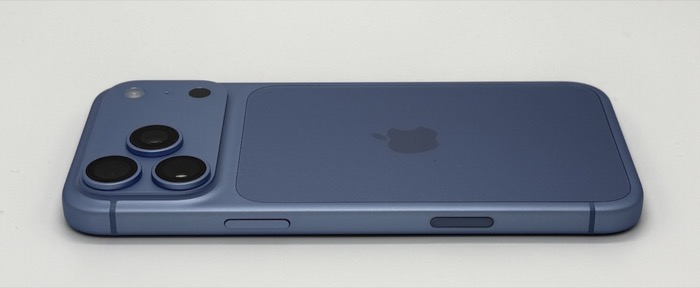 iPhone18 Pro Maxの本体電源ボタン側